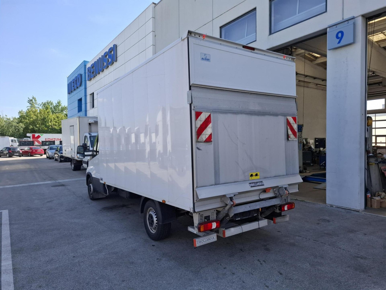 IVECO Daily 35S16 - Furgão: foto 4 IVECO Daily 35S16 - Furgão: foto 4