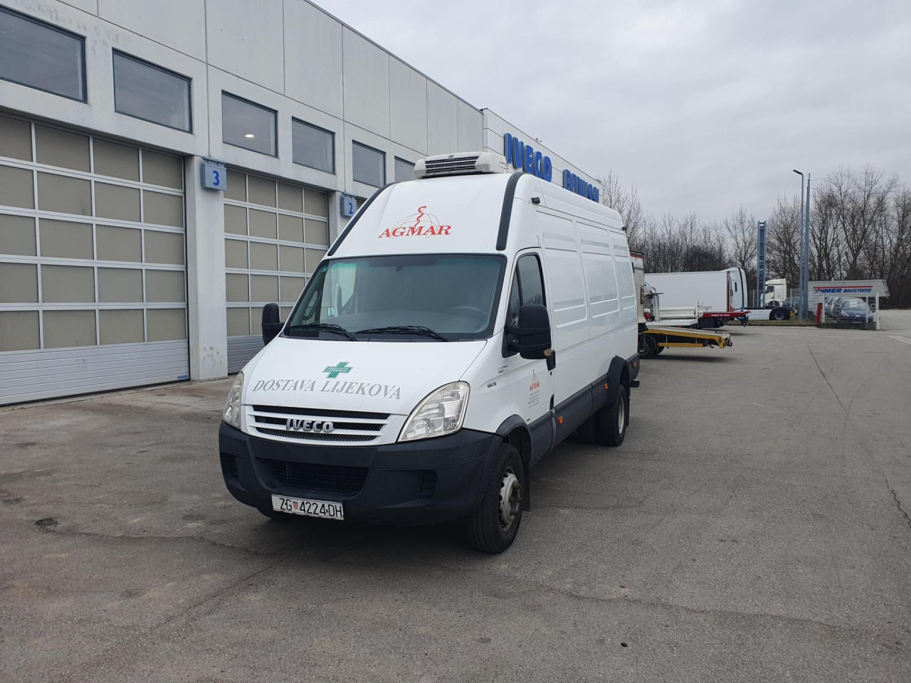 Carrinha frigorífica IVECO Daily 65C15: foto 1