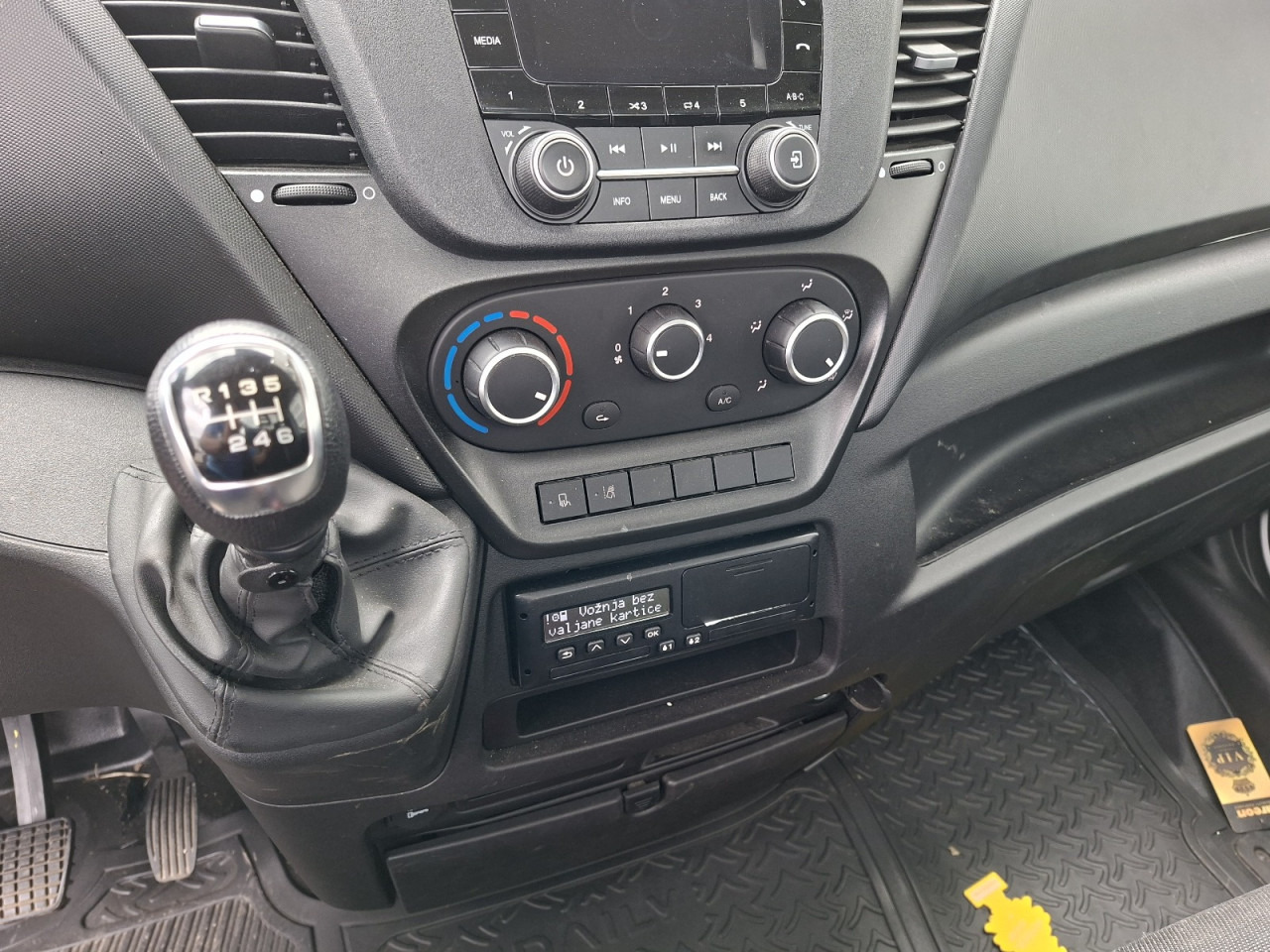 Camião chassi IVECO Daily 70C18H: foto 7 Camião chassi IVECO Daily 70C18H: foto 7