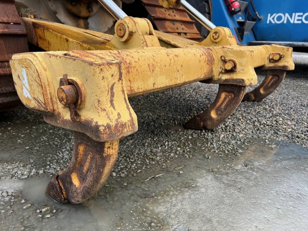 CAT D5N ripper - Escarificador por Máquina de construção: foto 2 CAT D5N ripper - Escarificador por Máquina de construção: foto 2