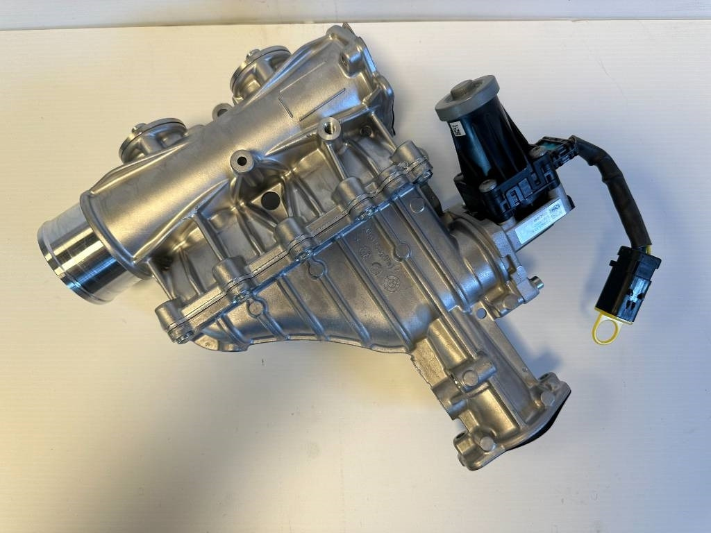 CAT EGR 578-9953 - Motor por Máquina de construção: foto 2 CAT EGR 578-9953 - Motor por Máquina de construção: foto 2