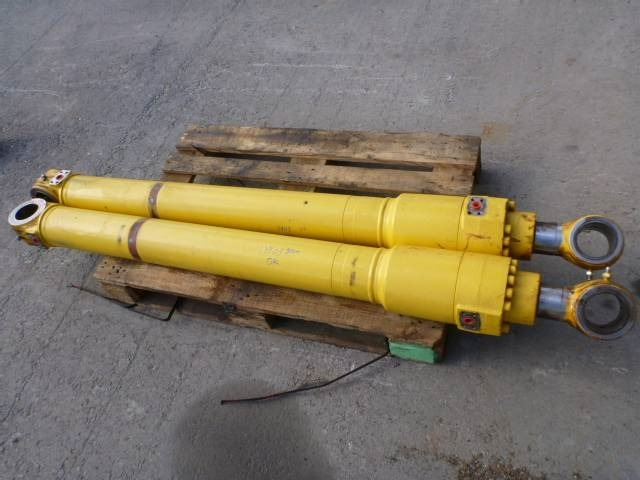 Kobelco E235 Boom Cylinder, YF01V00001F1 - Hidráulica por Máquina de construção: foto 1 Kobelco E235 Boom Cylinder, YF01V00001F1 - Hidráulica por Máquina de construção: foto 1