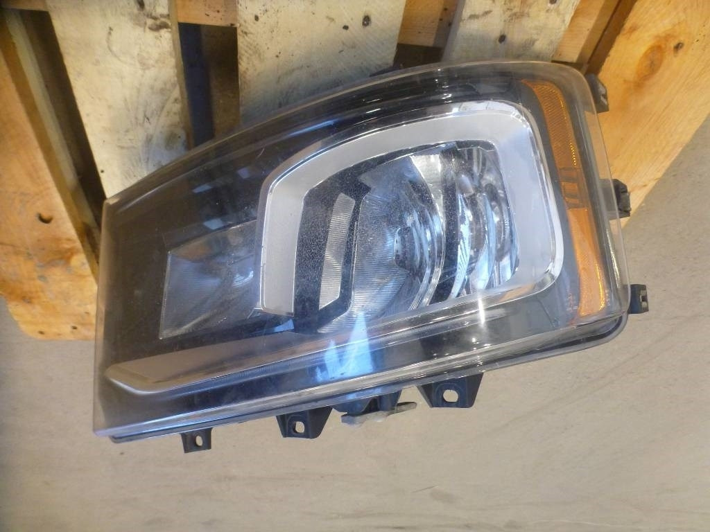 Scania R 650  - Sistema elétrico por Camião: foto 1 Scania R 650  - Sistema elétrico por Camião: foto 1