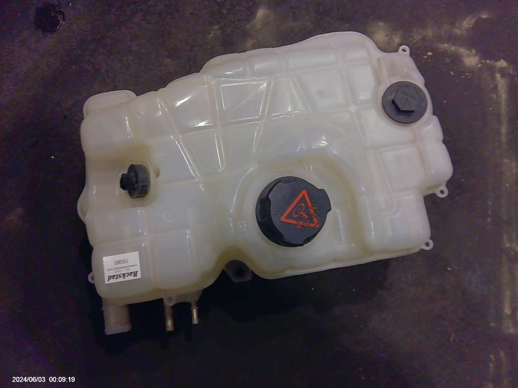 Scania R410 Expansionskärl, 2545035 - Motor por Camião: foto 1 Scania R410 Expansionskärl, 2545035 - Motor por Camião: foto 1