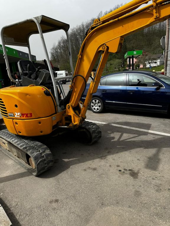 IHI 25VX3, 2.5ton, SWISS Machine IHI 25VX3, 2.5ton, SWISS Machine - Mini escavadeira: foto 3 IHI 25VX3, 2.5ton, SWISS Machine IHI 25VX3, 2.5ton, SWISS Machine - Mini escavadeira: foto 3