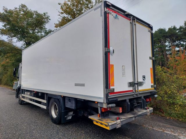 Iveco 190S40 Stralis 4x2, Euro 6, Carrier Supra 1150 Iveco 190S40 Stralis 4x2, Euro 6, Carrier Supra 1150 - Camião frigorífico: foto 3 Iveco 190S40 Stralis 4x2, Euro 6, Carrier Supra 1150 Iveco 190S40 Stralis 4x2, Euro 6, Carrier Supra 1150 - Camião frigorífico: foto 3