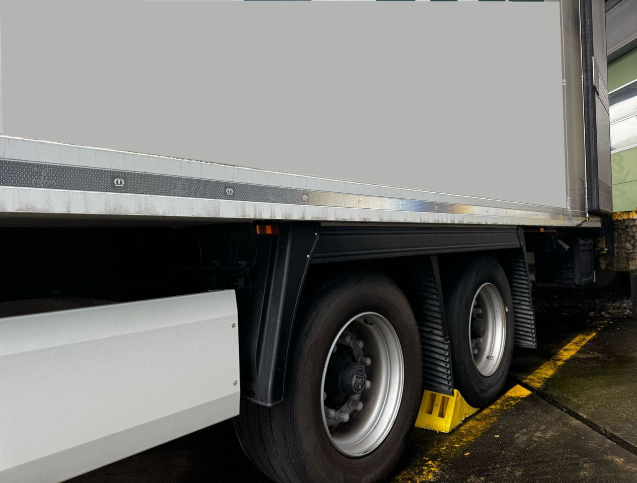 Semi-reboque furgão Krone SZ, Doppelstock, isoliert, Duoplex steel: foto 7