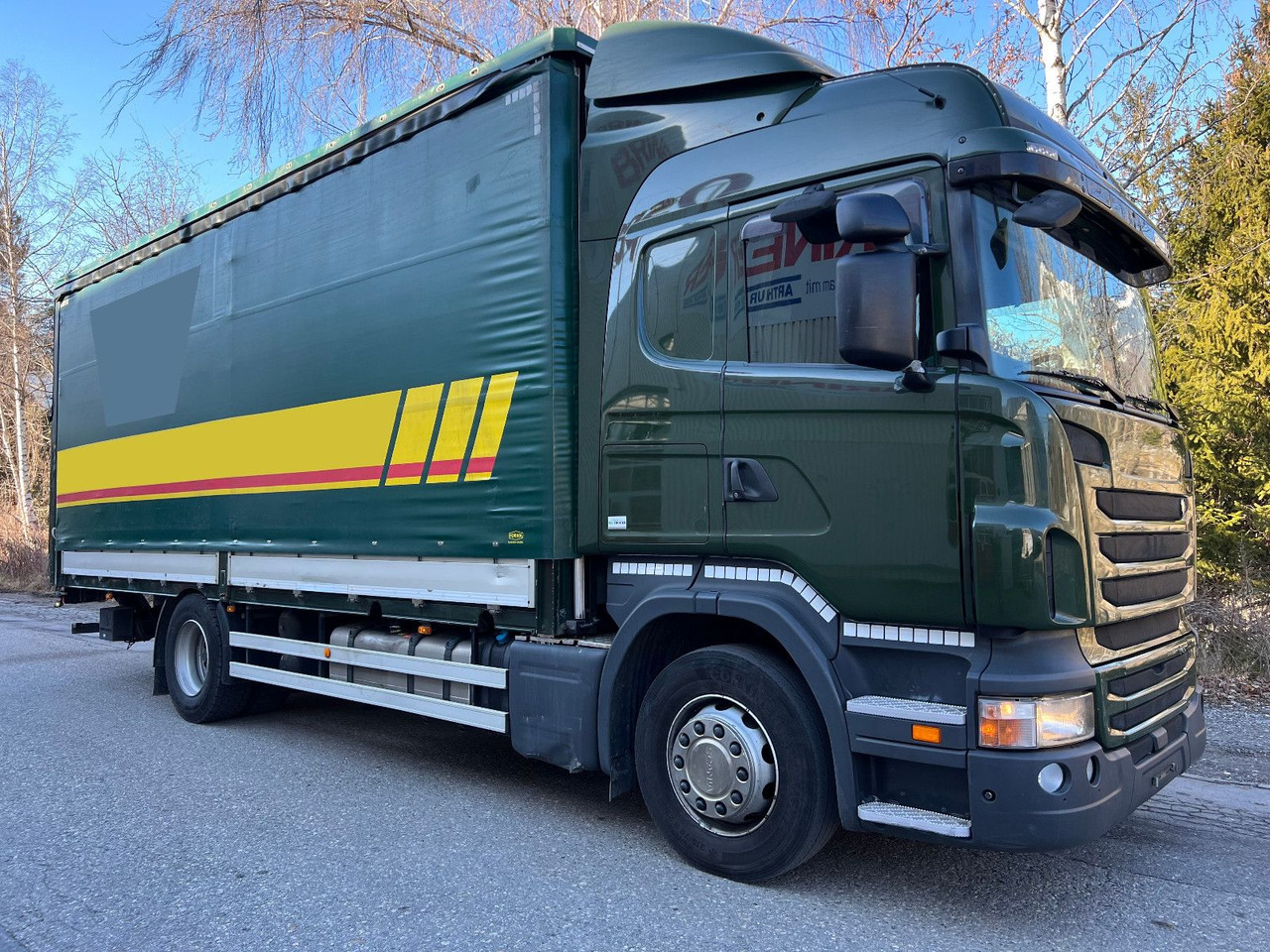 Scania R440 4x2, Euro 6, Ladebordwand, Retarder - Camião de lona: foto 1 Scania R440 4x2, Euro 6, Ladebordwand, Retarder - Camião de lona: foto 1