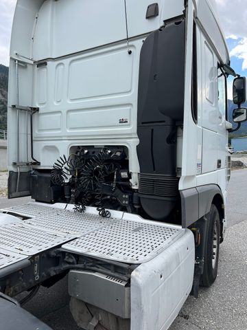 DAF FT XF 460 4x2, E6, Retarder, PTO, Standklima DAF FT XF 460 4x2, E6, Retarder, PTO, Standklima - Tractor: foto 5 DAF FT XF 460 4x2, E6, Retarder, PTO, Standklima DAF FT XF 460 4x2, E6, Retarder, PTO, Standklima - Tractor: foto 5