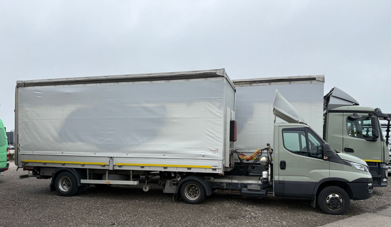 Iveco 50C18T Daily 4x2,E6,mit Auflieger Mobas 7.5 Lade - Tractor: foto 2 Iveco 50C18T Daily 4x2,E6,mit Auflieger Mobas 7.5 Lade - Tractor: foto 2