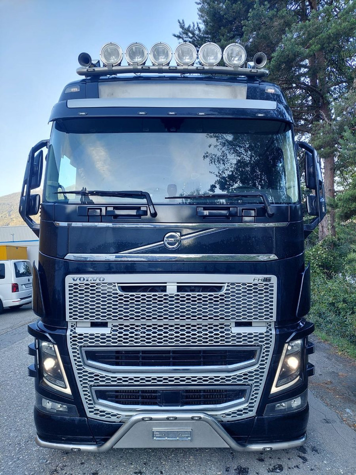 Volvo FH16-650 4x2, Euro 6, VEB, airbrush - Tractor: foto 2 Volvo FH16-650 4x2, Euro 6, VEB, airbrush - Tractor: foto 2