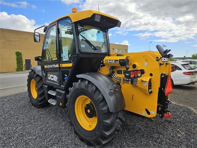 JCB 542-70 AGRI XTRA Centralsmøring - Empilhador telescópico: foto 4 JCB 542-70 AGRI XTRA Centralsmøring - Empilhador telescópico: foto 4