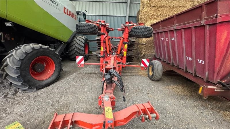 Kuhn CULTIMER L4000 Bugseret - Grade: foto 5 Kuhn CULTIMER L4000 Bugseret - Grade: foto 5