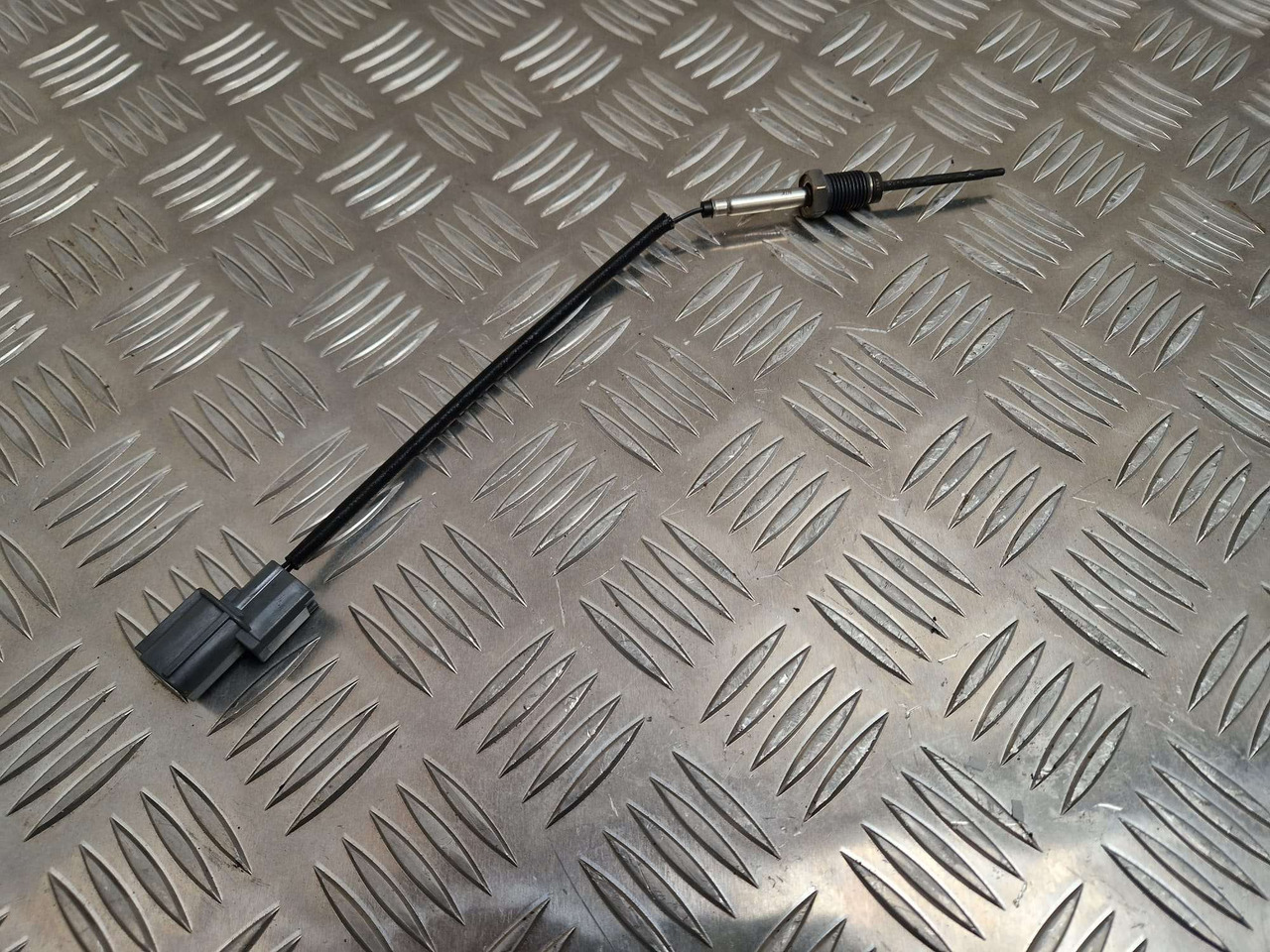 320/A9184 Exhaust Temperature Sensor SCR GENUINE JCB - Motor e peças por Máquina de construção: foto 2 320/A9184 Exhaust Temperature Sensor SCR GENUINE JCB - Motor e peças por Máquina de construção: foto 2