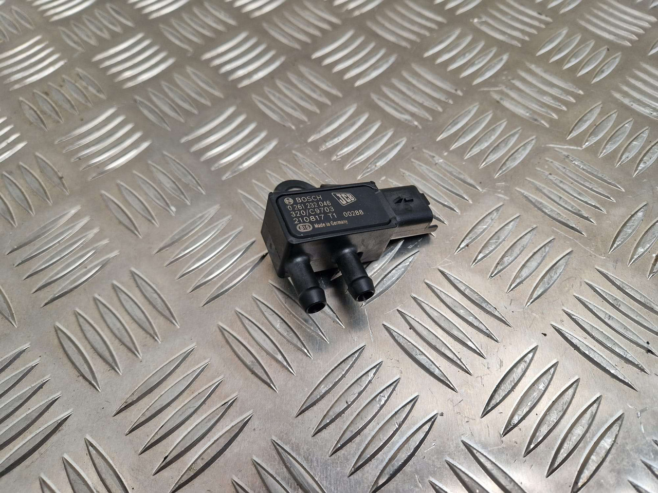 320/C9703 Delta Pressure Sensor JCB Bosch 0261232046 - Motor e peças por Máquina de construção: foto 1 320/C9703 Delta Pressure Sensor JCB Bosch 0261232046 - Motor e peças por Máquina de construção: foto 1