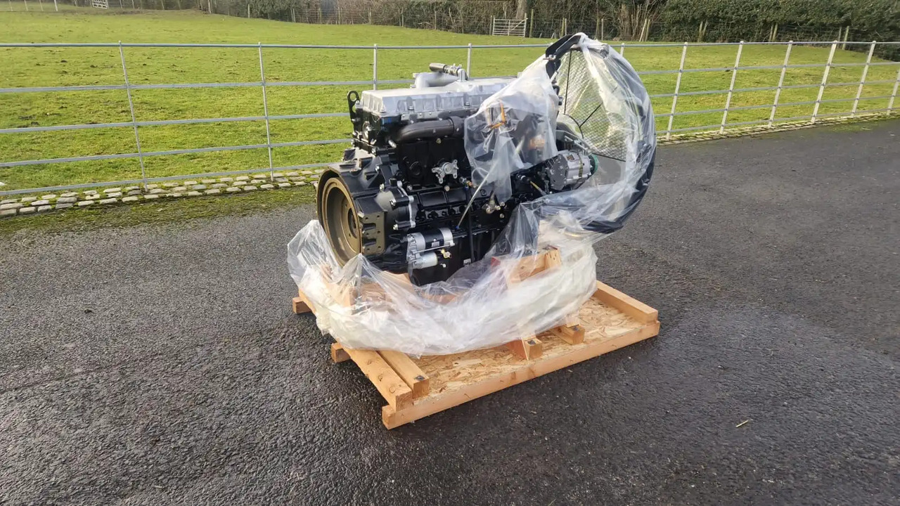 Isuzu 6HK1 178kw engine 01/145270 - Motor por Máquina de construção: foto 3 Isuzu 6HK1 178kw engine 01/145270 - Motor por Máquina de construção: foto 3