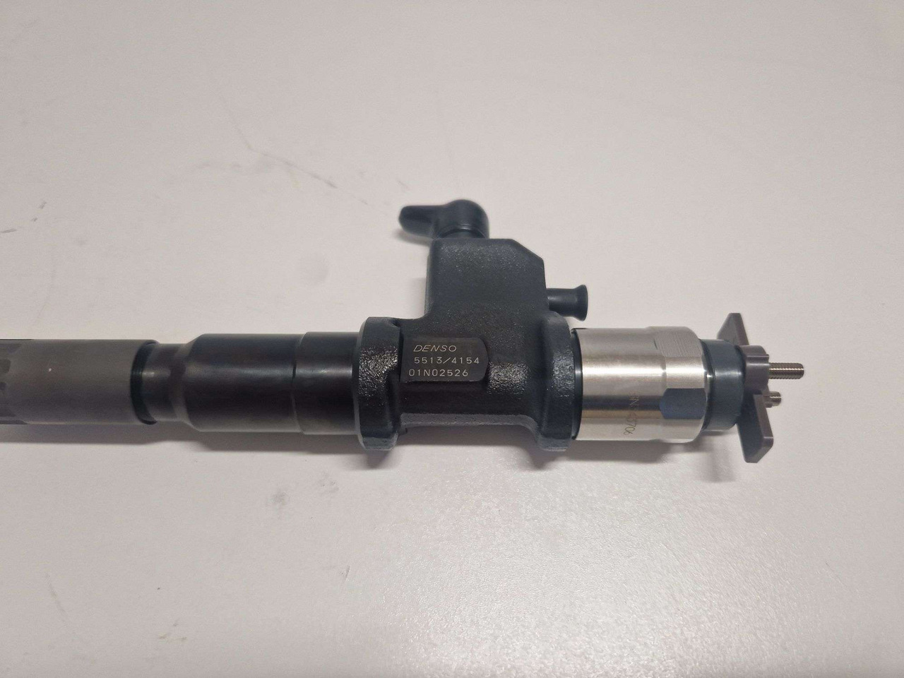 Isuzu 8976034154 Fuel Injector Denso 5513/4154 - Motor e peças por Máquina de construção: foto 2 Isuzu 8976034154 Fuel Injector Denso 5513/4154 - Motor e peças por Máquina de construção: foto 2