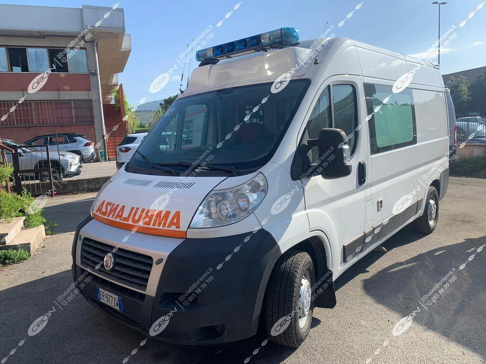 ORION FIAT 250 DUCATO - Ambulância: foto 1 ORION FIAT 250 DUCATO - Ambulância: foto 1