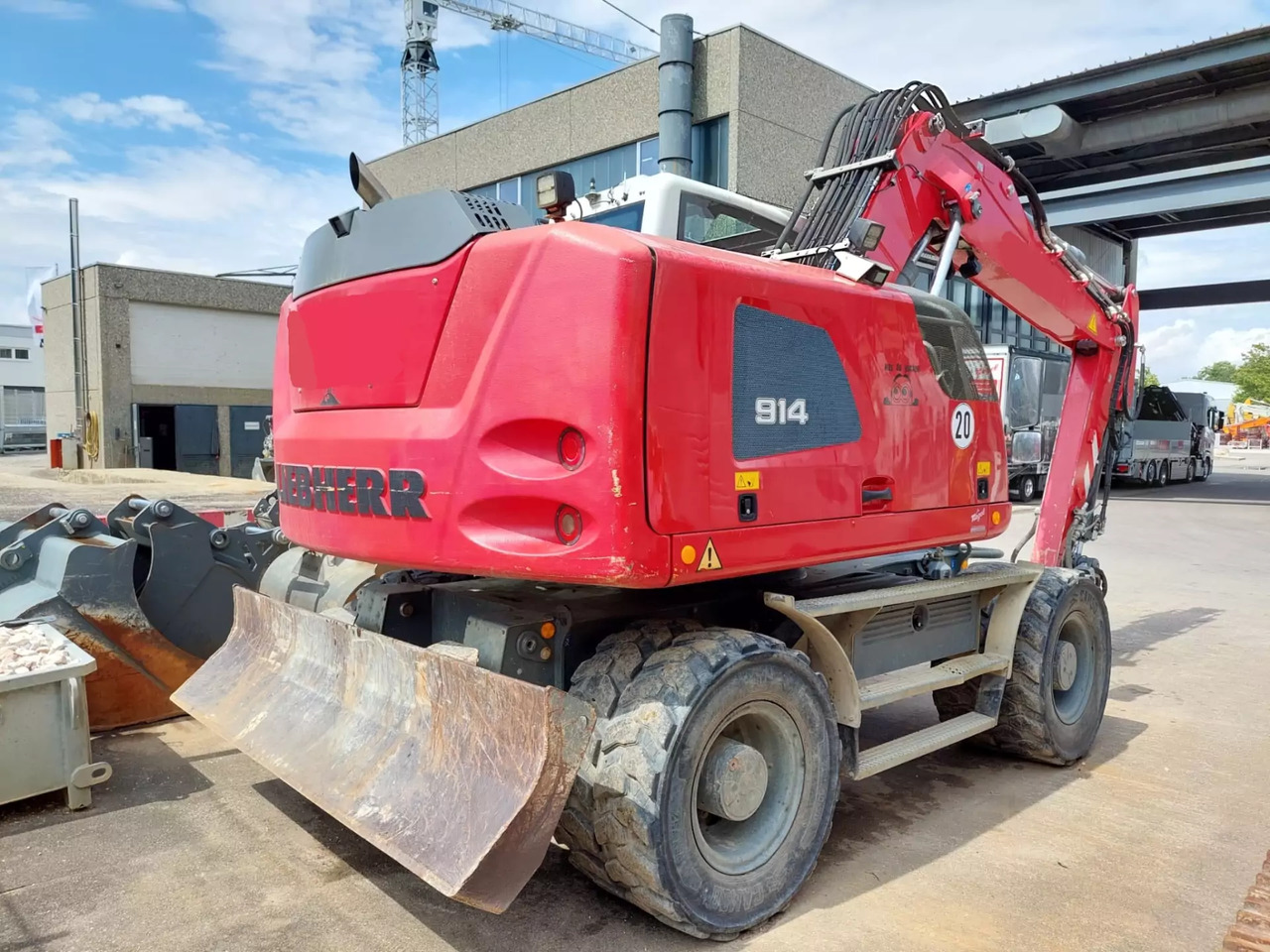 2018 Liebherr A 914 Litronic - Escavadeira de rodas: foto 3 2018 Liebherr A 914 Litronic - Escavadeira de rodas: foto 3