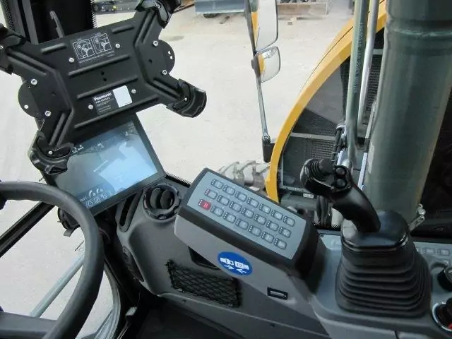 Escavadeira de rodas 2022 Liebherr A 913 Compact G6.0-D: foto 10