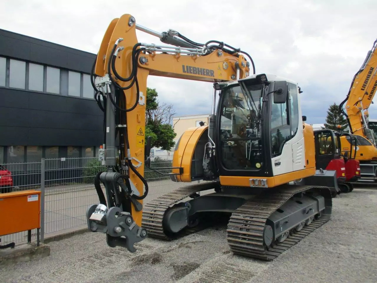2023 Liebherr R 914 Compact G6.1-D - Escavadora de rastos: foto 1 2023 Liebherr R 914 Compact G6.1-D - Escavadora de rastos: foto 1