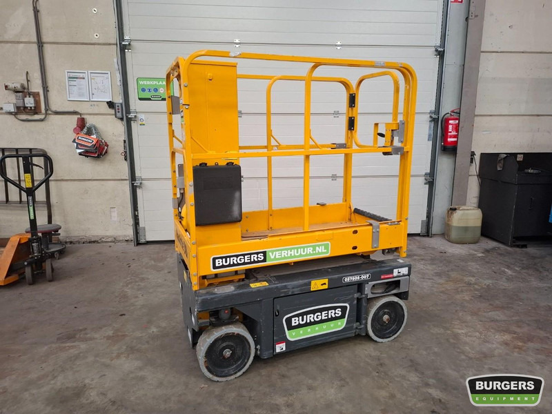 Haulotte Star 6 - Plataforma de mastro vertical: foto 1 Haulotte Star 6 - Plataforma de mastro vertical: foto 1