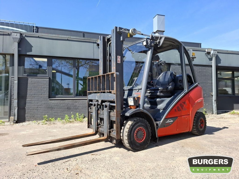 Linde H25T - Empilhadeira a gás: foto 1 Linde H25T - Empilhadeira a gás: foto 1