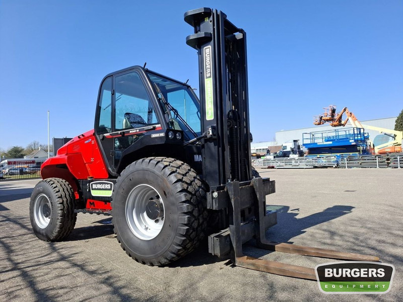 Manitou M50-4 - Empilhador todo-o-terreno: foto 2 Manitou M50-4 - Empilhador todo-o-terreno: foto 2