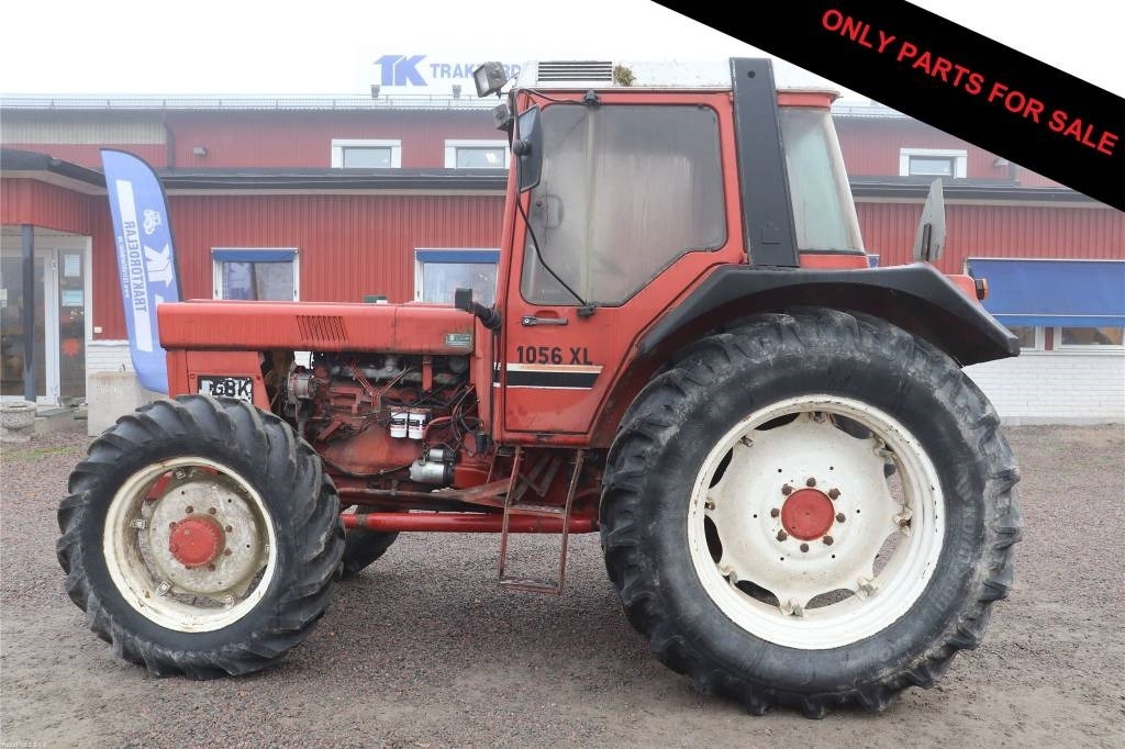 Case IH 1056 XL Dismantled. Only spare parts - Trator: foto 1 Case IH 1056 XL Dismantled. Only spare parts - Trator: foto 1