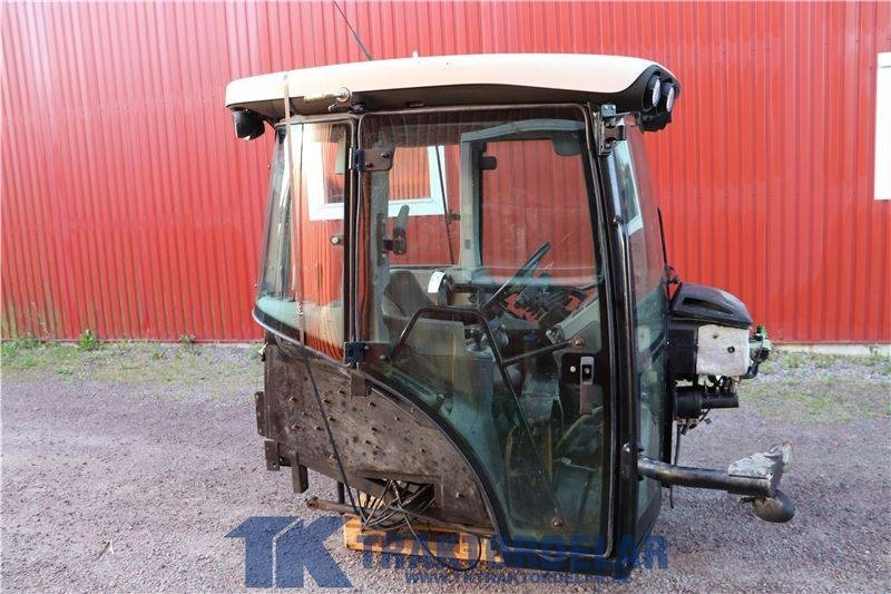 Claas 840 - Cabine por Máquina agrícola: foto 2 Claas 840 - Cabine por Máquina agrícola: foto 2