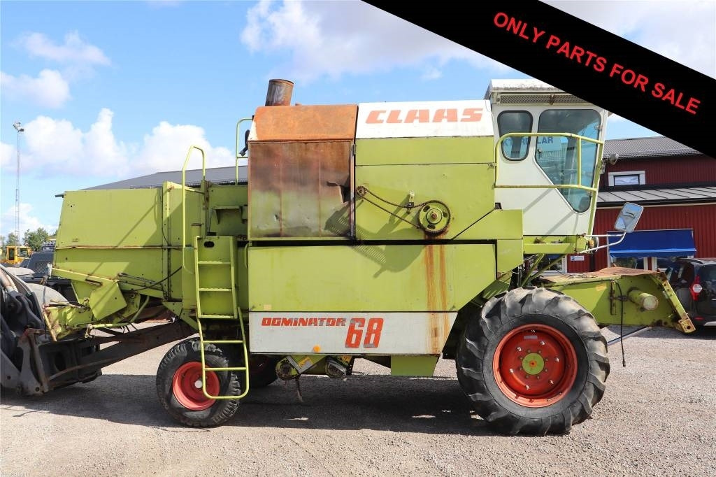 Claas Dominator 68 Dismantled. Only spare parts - Ceifeira debulhadora: foto 1 Claas Dominator 68 Dismantled. Only spare parts - Ceifeira debulhadora: foto 1