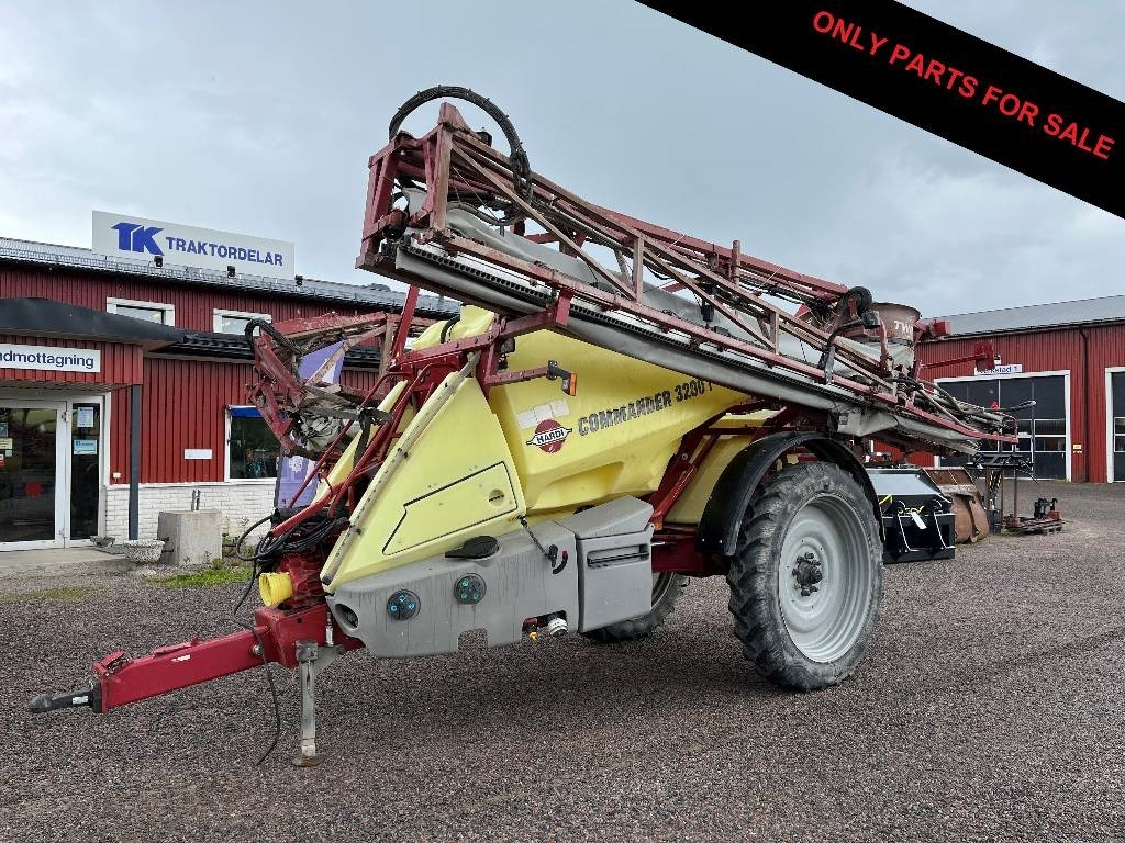 Hardi Commander 3200 Dismantled: only spare parts - Pulverizador de arrastar: foto 1 Hardi Commander 3200 Dismantled: only spare parts - Pulverizador de arrastar: foto 1