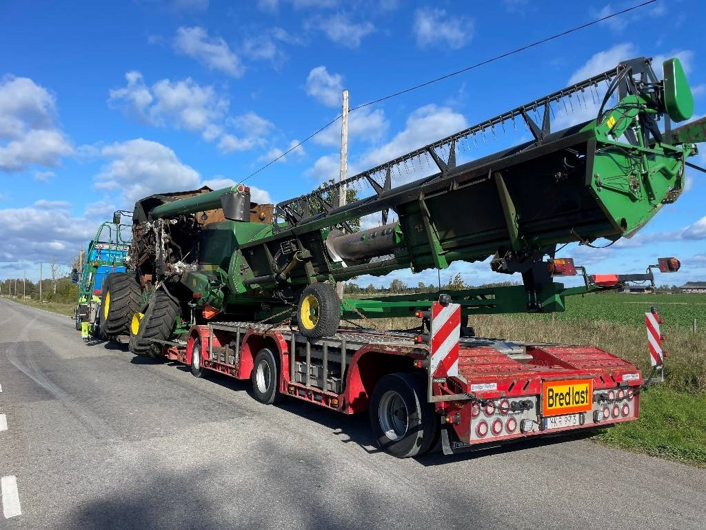 John Deere T 550 Dismantled. Only spare parts - Ceifeira debulhadora: foto 2 John Deere T 550 Dismantled. Only spare parts - Ceifeira debulhadora: foto 2