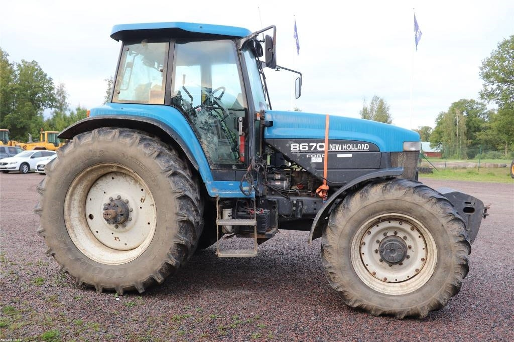 New Holland 8670 Dismantled: only spare parts - Trator: foto 2 New Holland 8670 Dismantled: only spare parts - Trator: foto 2