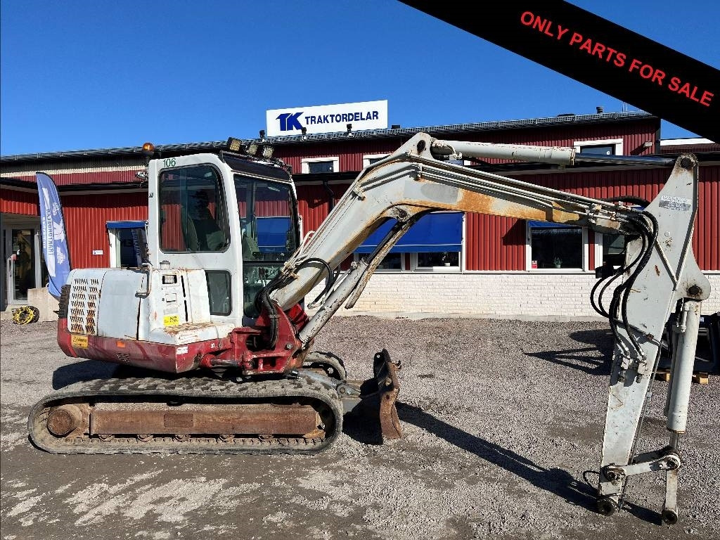 Takeuchi TB 145 Dismantled. Only spare parts - Escavadora de rastos: foto 1 Takeuchi TB 145 Dismantled. Only spare parts - Escavadora de rastos: foto 1