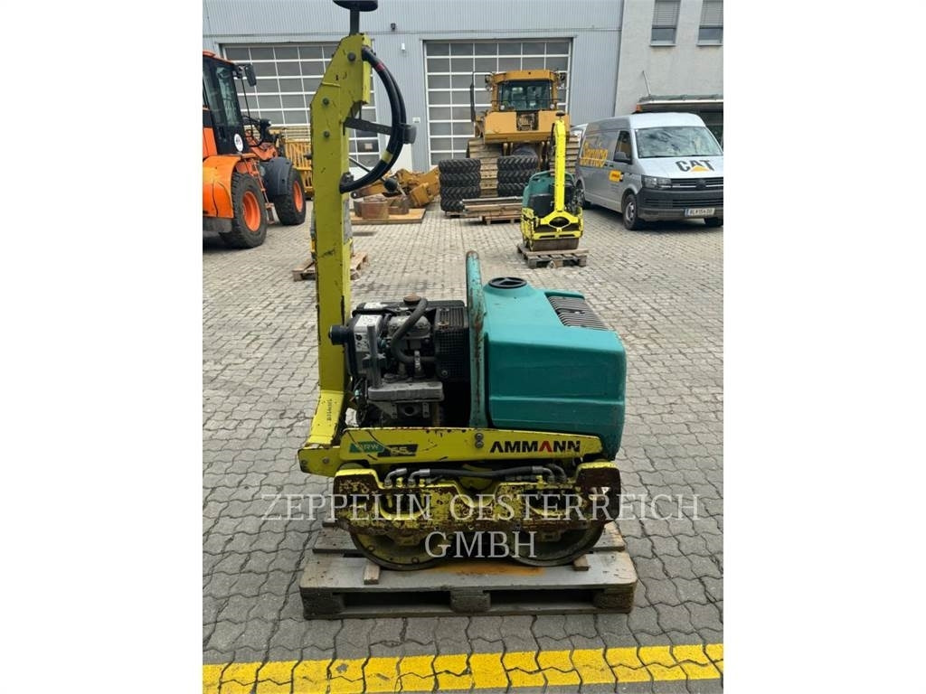 Ammann ARW 65 - Compactador pequeno de asfalto: foto 2 Ammann ARW 65 - Compactador pequeno de asfalto: foto 2