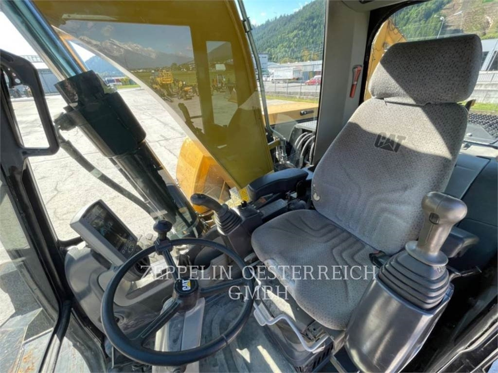 Máquina de outro CAT M316D: foto 16