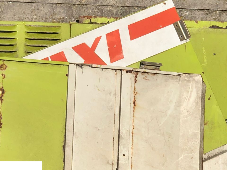 Claas Mega Dominator 98 - OSŁONY ~ BLACHY - Część Oryginalna - Carroceria e exterior por Ceifeira debulhadora: foto 3 Claas Mega Dominator 98 - OSŁONY ~ BLACHY - Część Oryginalna - Carroceria e exterior por Ceifeira debulhadora: foto 3