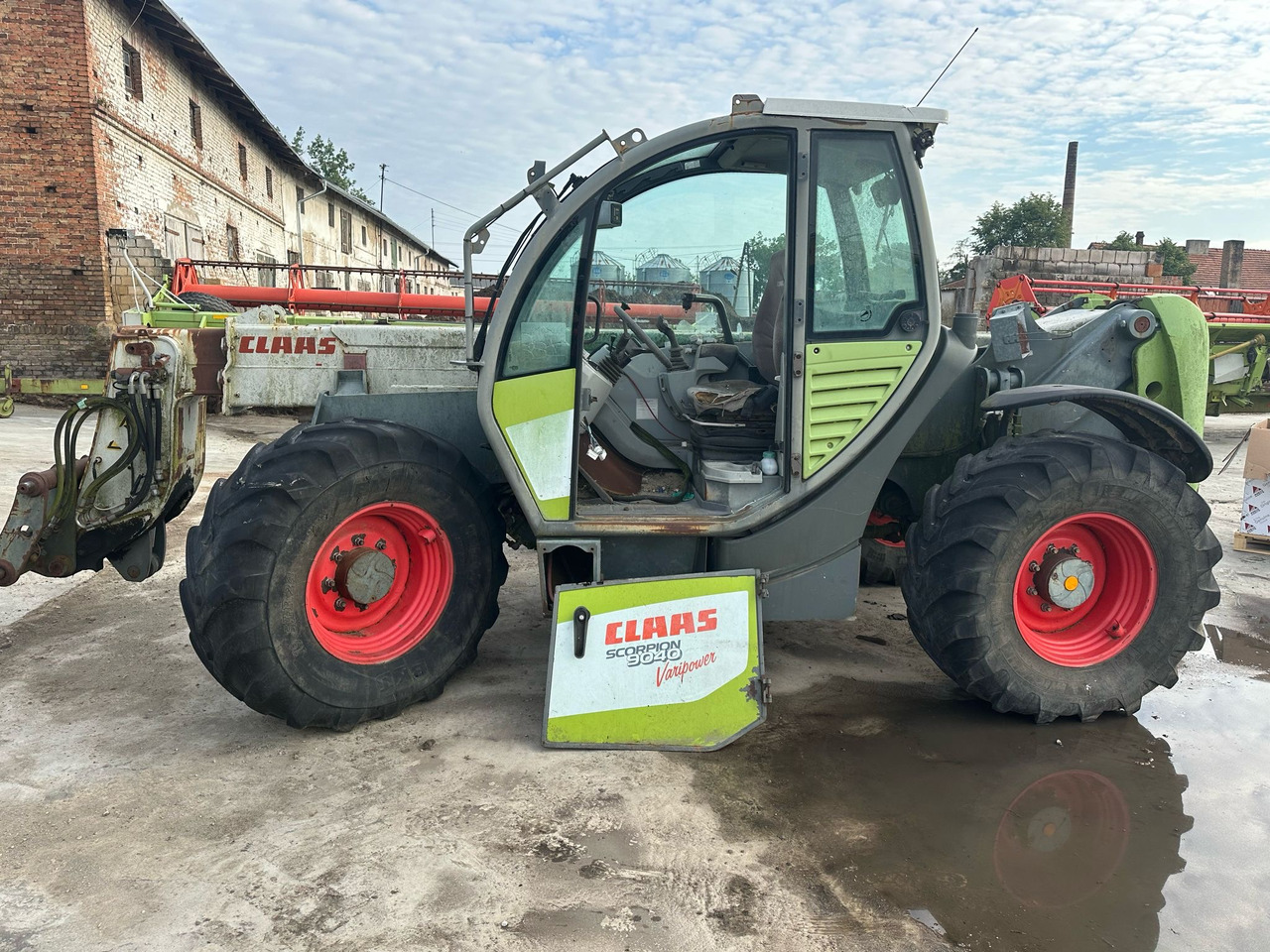 Claas Scorpion 9040 Variopower - fotel siedzenie - Banco por Máquina agrícola: foto 1 Claas Scorpion 9040 Variopower - fotel siedzenie - Banco por Máquina agrícola: foto 1