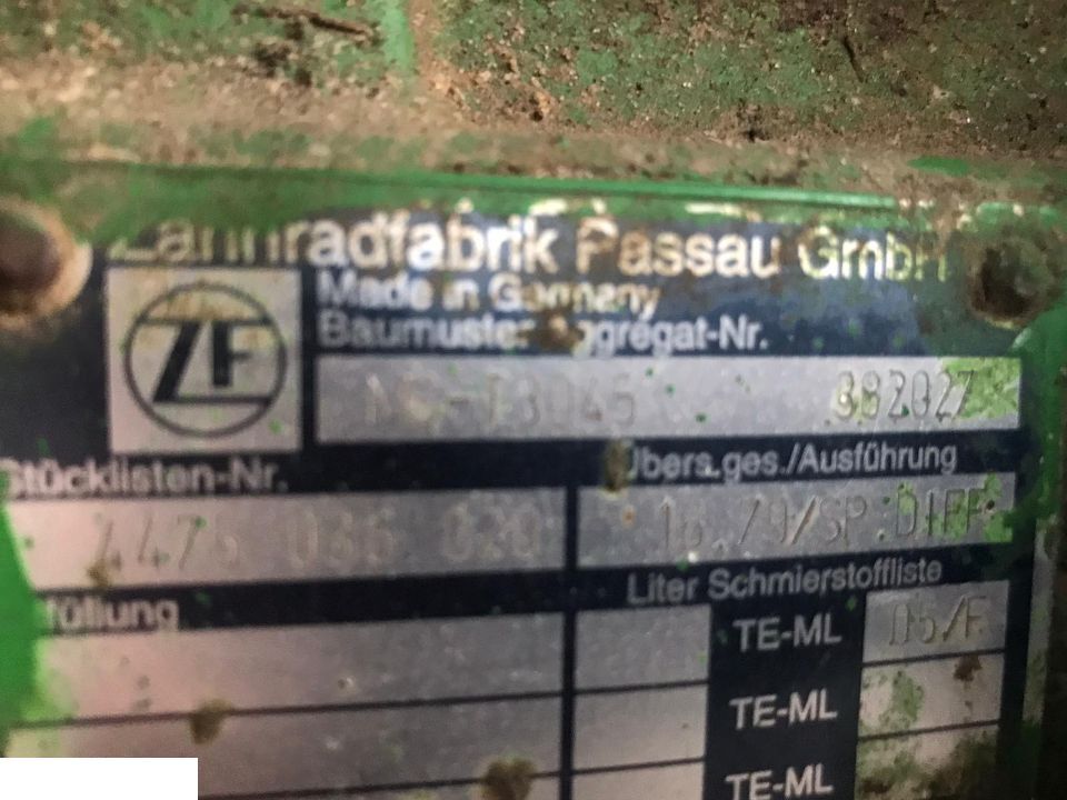 John Deere 3400 - CZĘŚCI - Zaczep - Estrutura/ Châssis por Máquina agrícola: foto 3 John Deere 3400 - CZĘŚCI - Zaczep - Estrutura/ Châssis por Máquina agrícola: foto 3