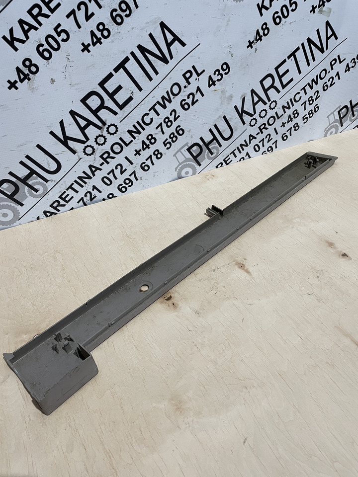 John Deere 6920S - plastik panel wnętrza L111871 L159114 - Cabine e interior por Máquina agrícola: foto 2 John Deere 6920S - plastik panel wnętrza L111871 L159114 - Cabine e interior por Máquina agrícola: foto 2