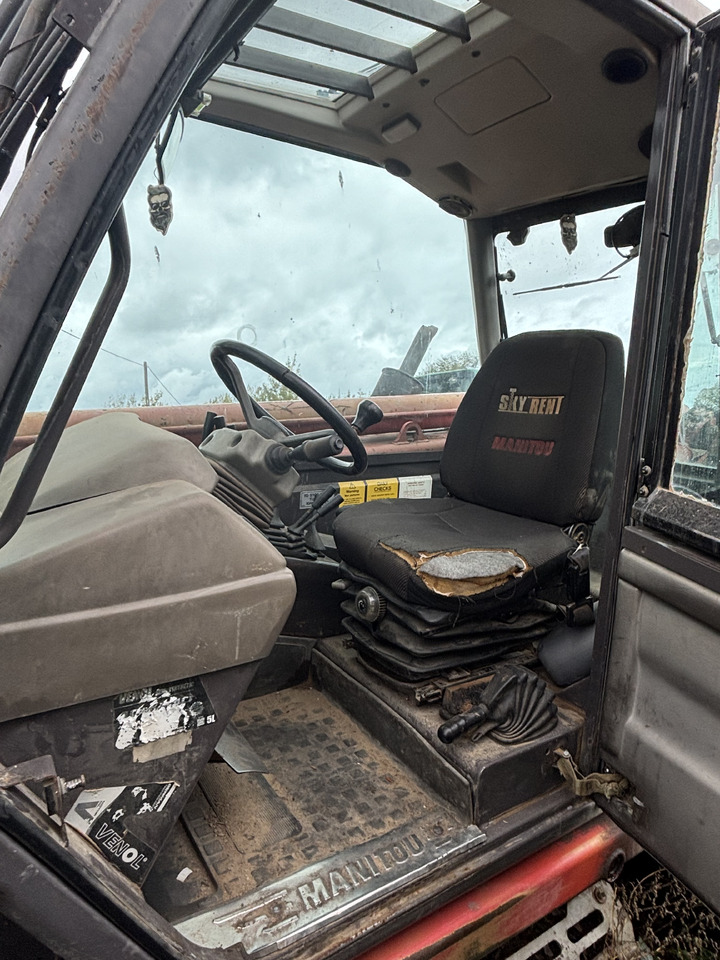 Manitou MT 1740 SLT - Ładowarka Teleskopowa - Fotel Kanapa Siedzenie Kierowcy - Banco por Empilhador telescópico: foto 1 Manitou MT 1740 SLT - Ładowarka Teleskopowa - Fotel Kanapa Siedzenie Kierowcy - Banco por Empilhador telescópico: foto 1