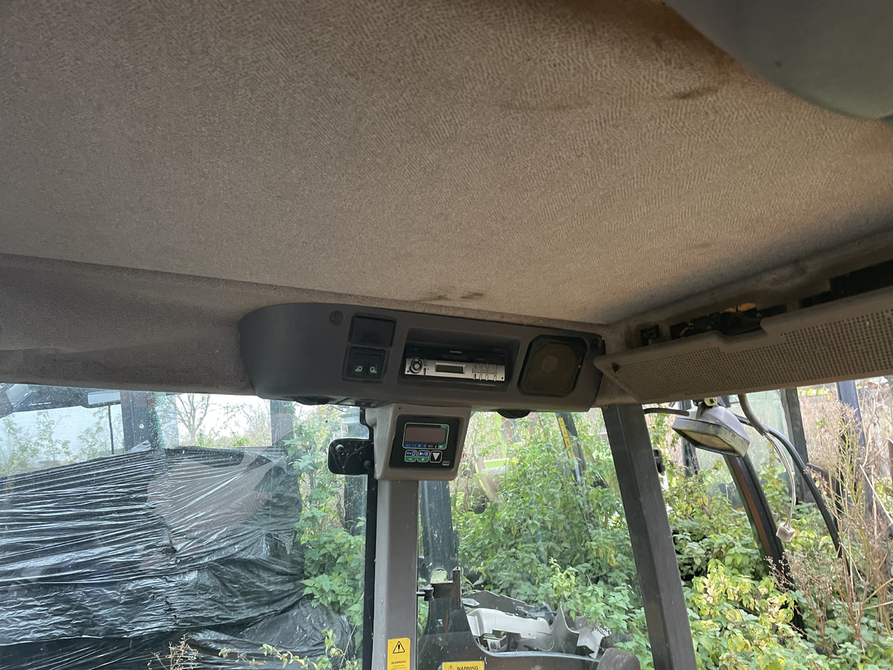 Cabine por Máquina agrícola New Holland Renault Ares - kabina kompletna: foto 7