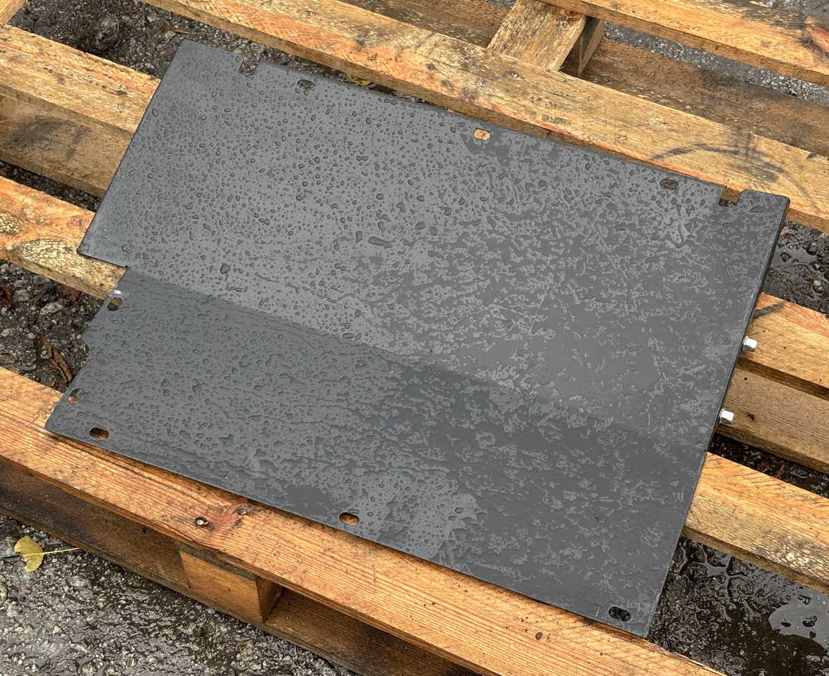 Pottinger Jumbo 7450 Przyczepa Samozbierająca - Obudowa Osłona Klapa - Peça de reposição por Máquina agrícola: foto 1 Pottinger Jumbo 7450 Przyczepa Samozbierająca - Obudowa Osłona Klapa - Peça de reposição por Máquina agrícola: foto 1