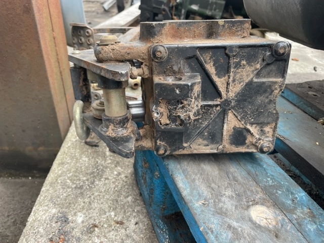 Pompa hamulcowa john deere L110195 - Peças de freio por Máquina agrícola: foto 5 Pompa hamulcowa john deere L110195 - Peças de freio por Máquina agrícola: foto 5