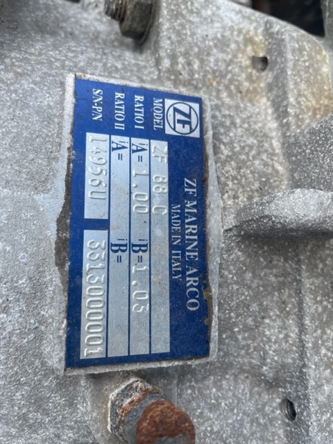 ZF MARINE ARCO transmission ZF 88 C - Transmissão: foto 2 ZF MARINE ARCO transmission ZF 88 C - Transmissão: foto 2