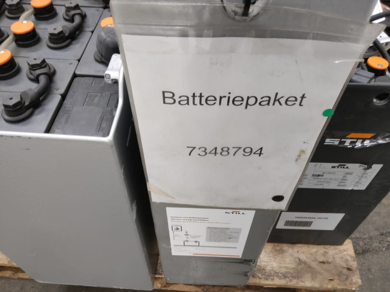 Battery Package 4 pieces - Bateria automotiva por Equipamento de movimentação: foto 2 Battery Package 4 pieces - Bateria automotiva por Equipamento de movimentação: foto 2