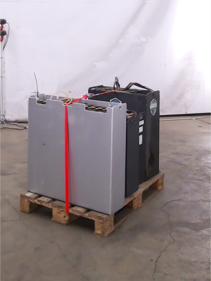 Battery Package 5x Batteries - Bateria automotiva por Equipamento de movimentação: foto 3 Battery Package 5x Batteries - Bateria automotiva por Equipamento de movimentação: foto 3