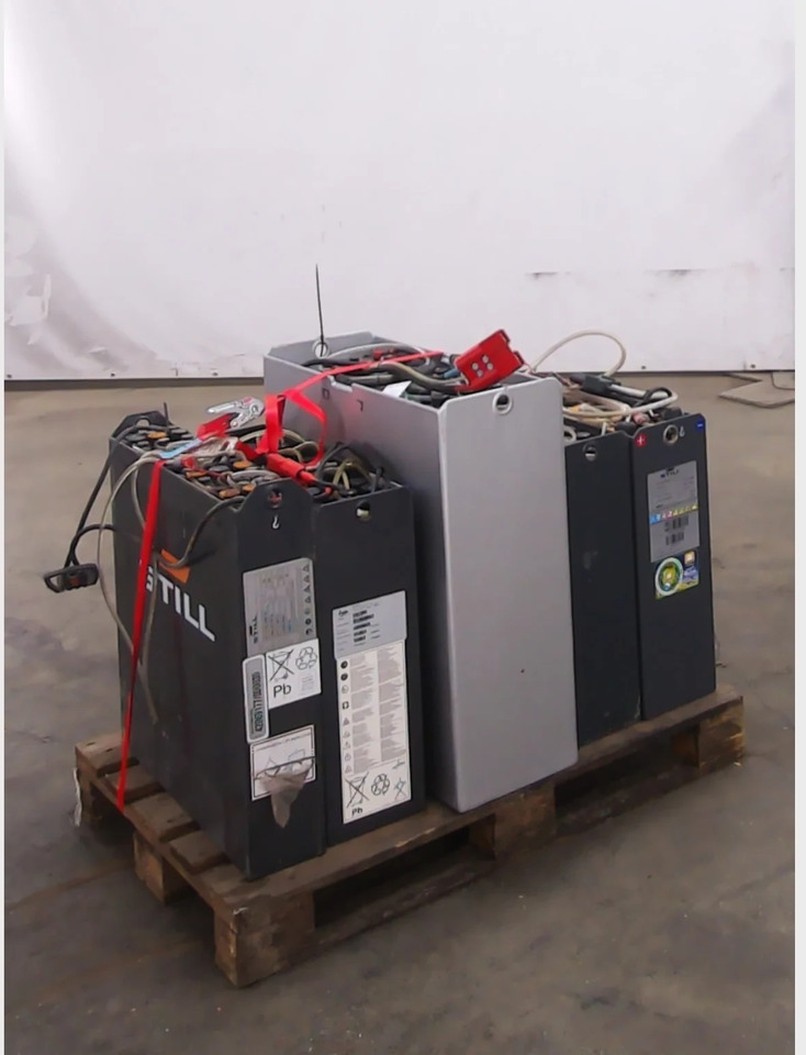 Battery Package 5x Batteries - Bateria automotiva por Equipamento de movimentação: foto 1 Battery Package 5x Batteries - Bateria automotiva por Equipamento de movimentação: foto 1