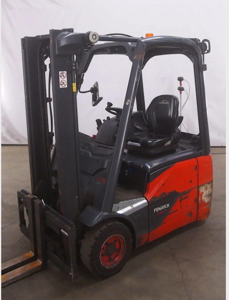 Linde E16C-02 - Empilhadeira elétrica: foto 1 Linde E16C-02 - Empilhadeira elétrica: foto 1